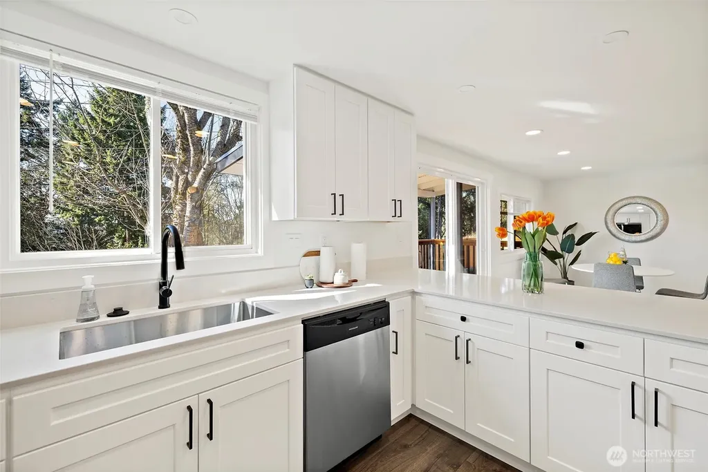 19309 127th Avenue NE Bothell WA 98011