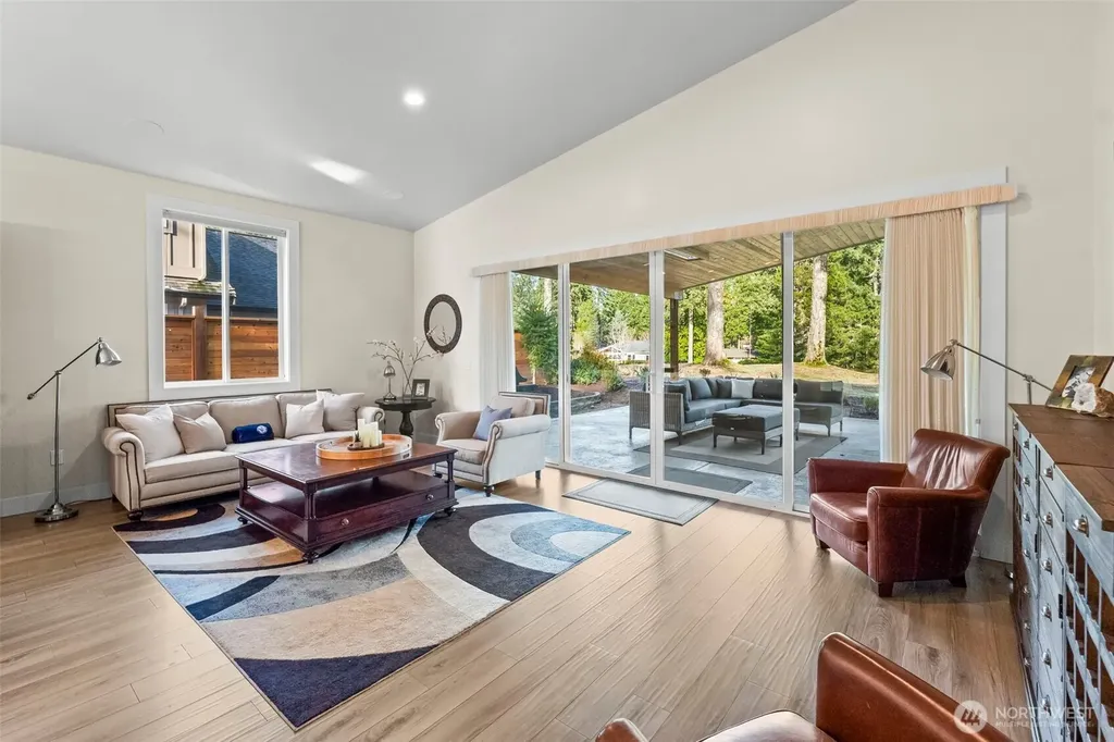 31 Westwood Lane E Union WA 98592