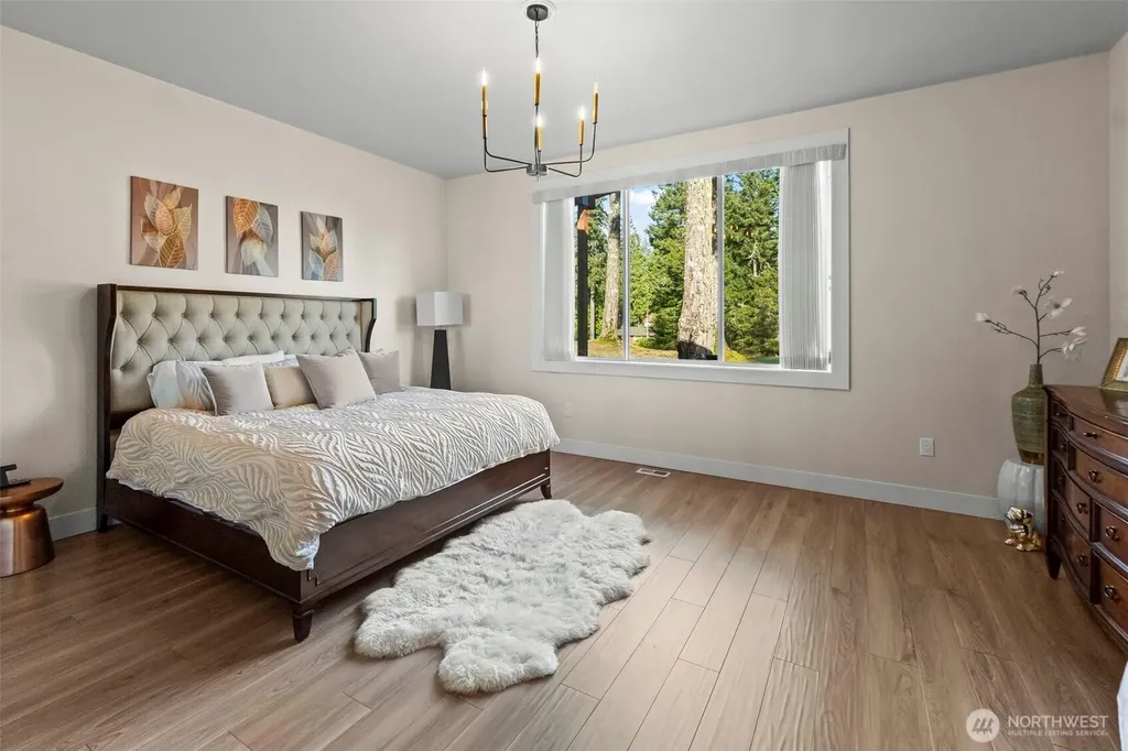 31 Westwood Lane E Union WA 98592