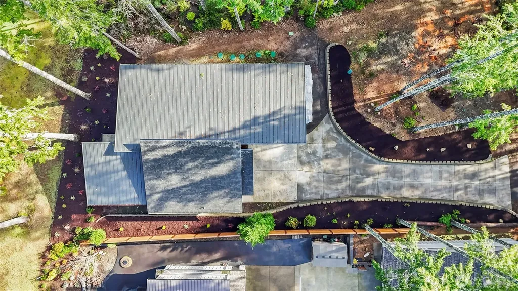31 Westwood Lane E Union WA 98592