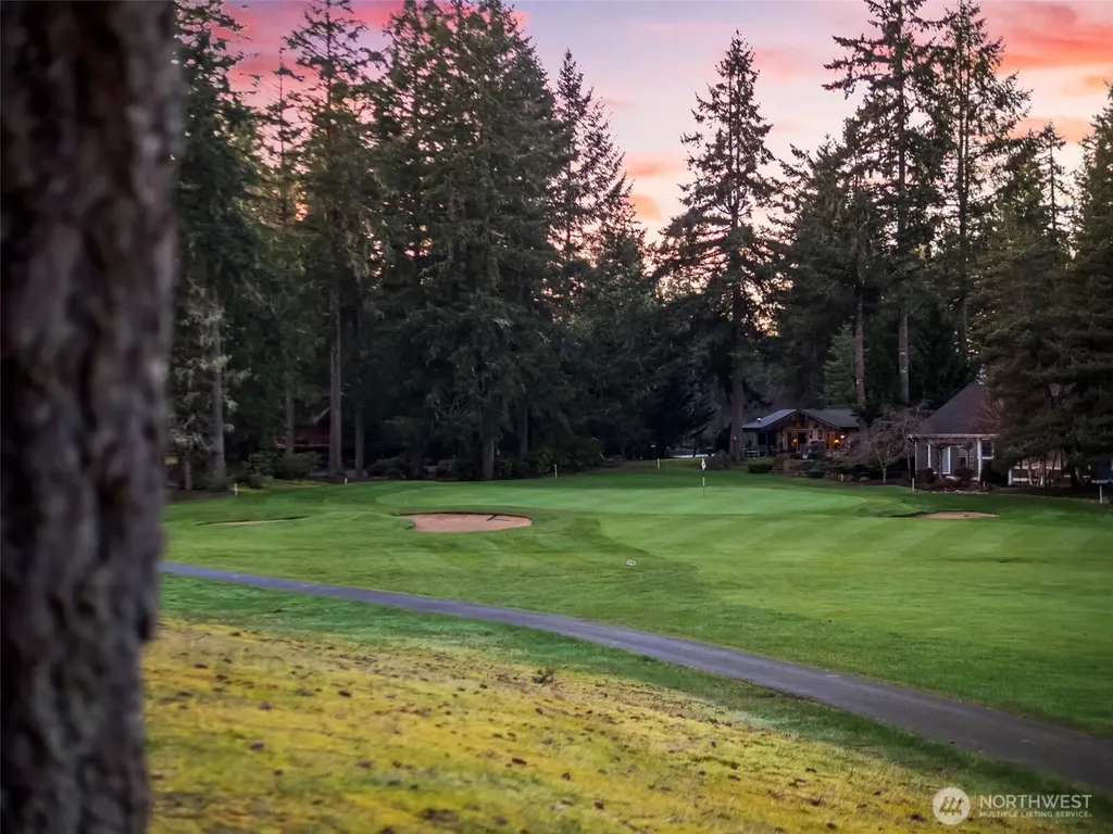 31 Westwood Lane E Union WA 98592