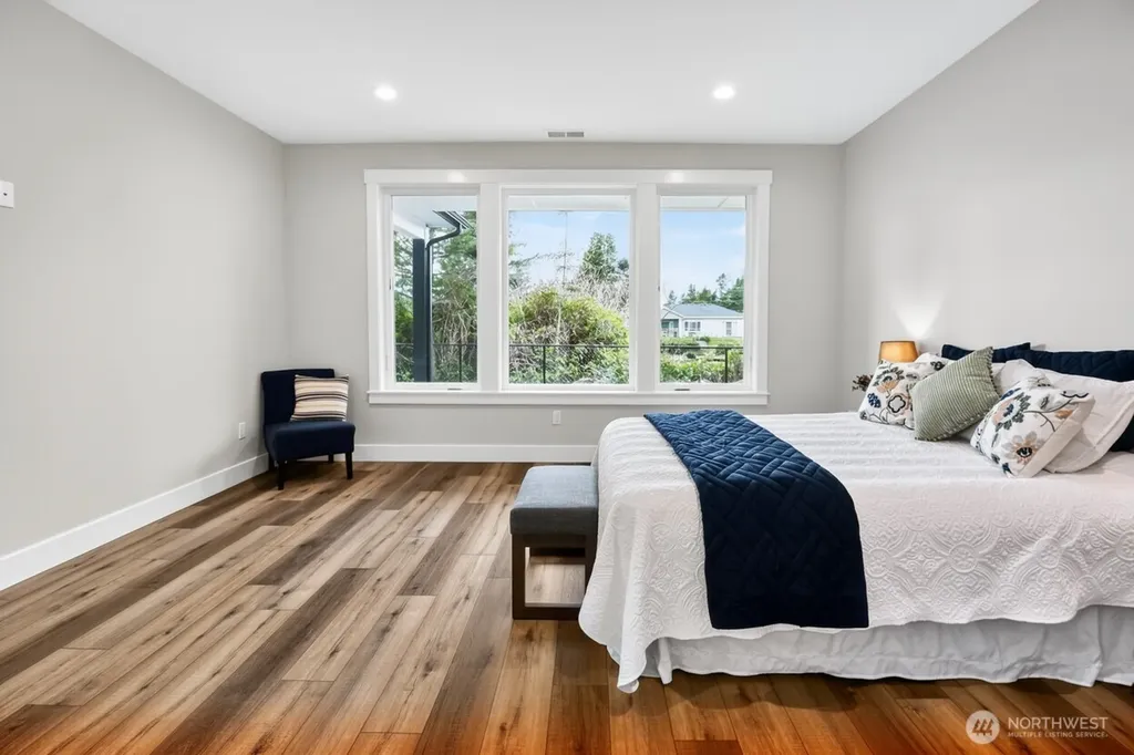 205 Canal Drive SE Ocean Shores WA 98569