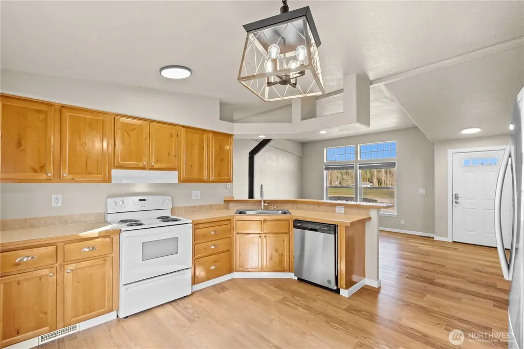 2313 420th Street E Eatonville WA 98328