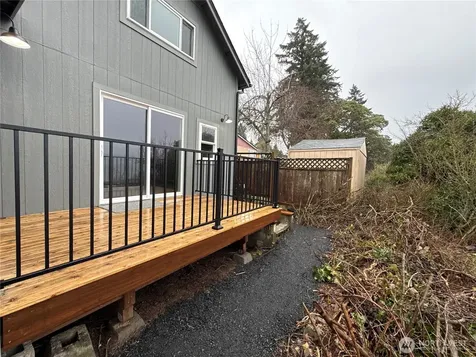 4123 Mccall Boulevard W Bremerton WA 98312