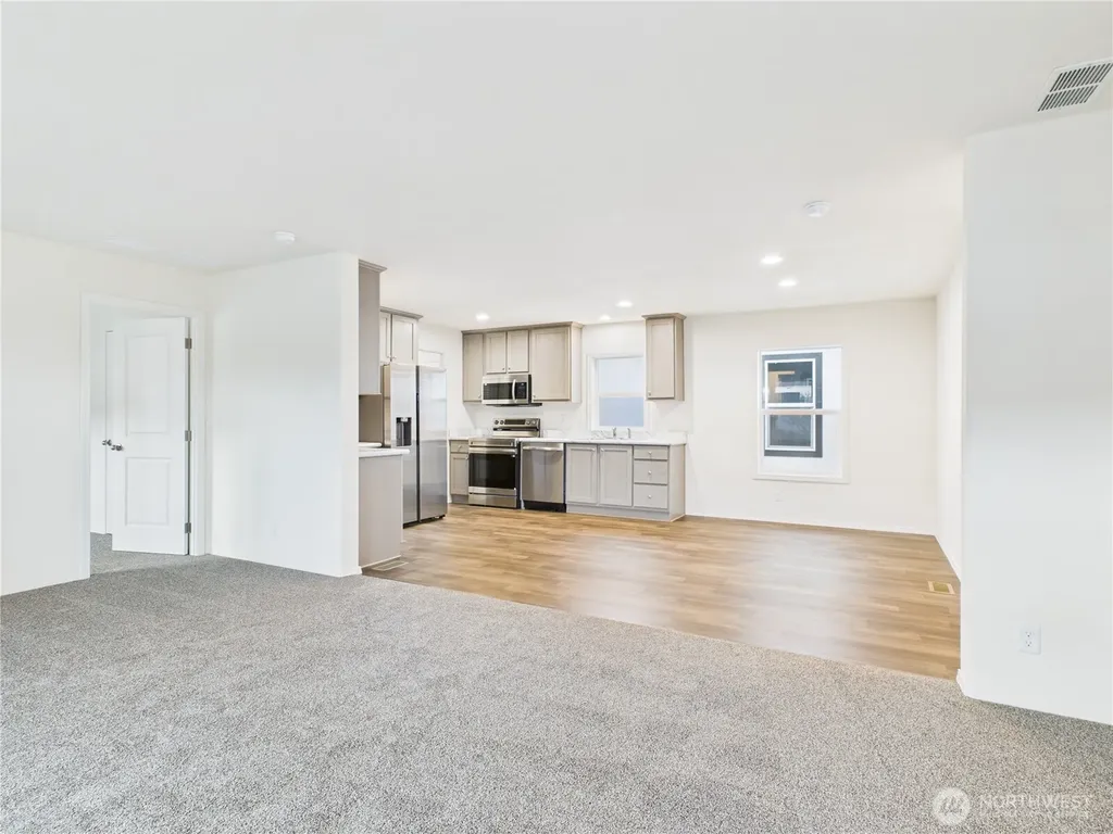 401 2nd Street SW Rock Island WA 98850