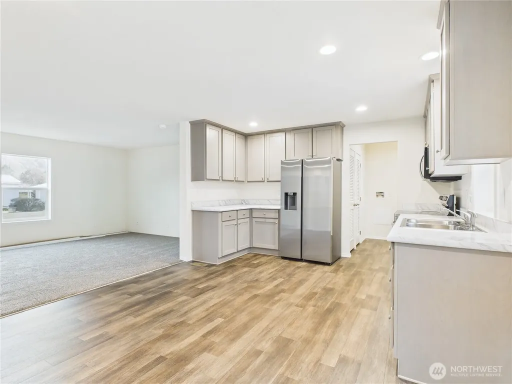 401 2nd Street SW Rock Island WA 98850