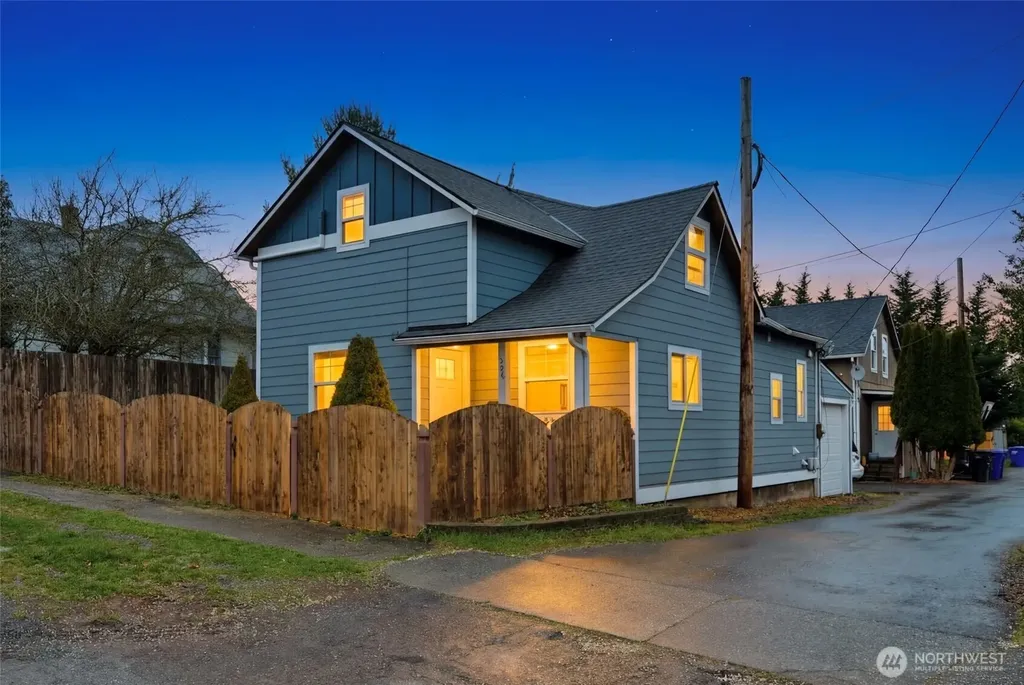1809 21st Street Everett WA 98201