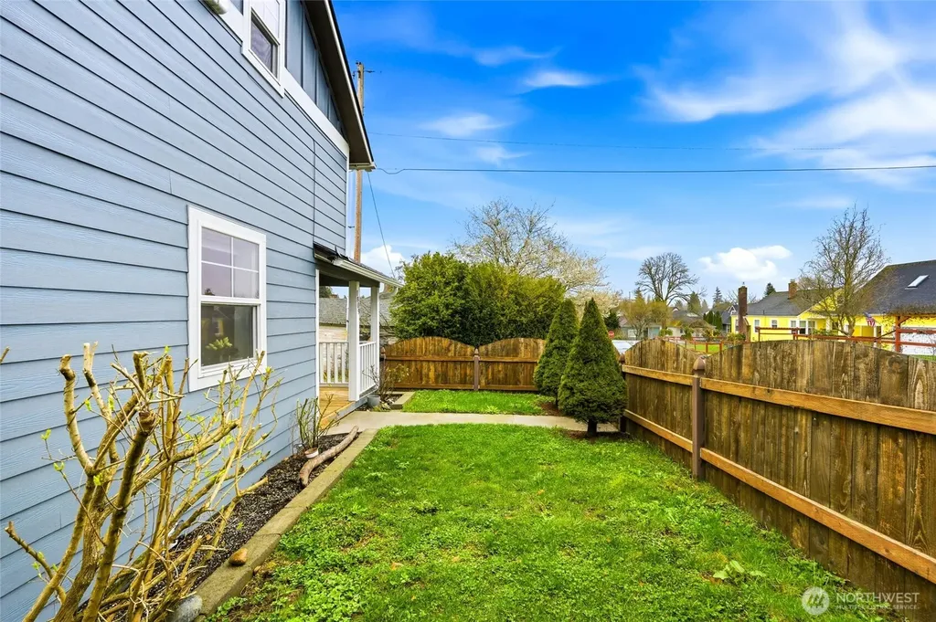 1809 21st Street Everett WA 98201