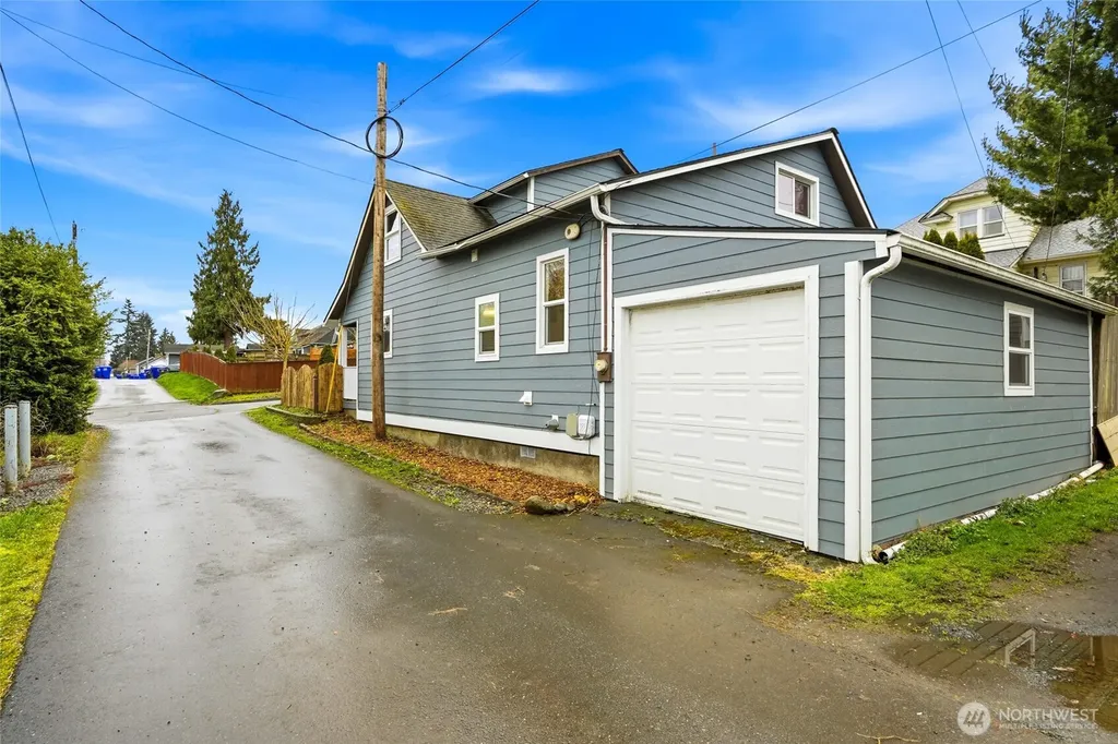 1809 21st Street Everett WA 98201