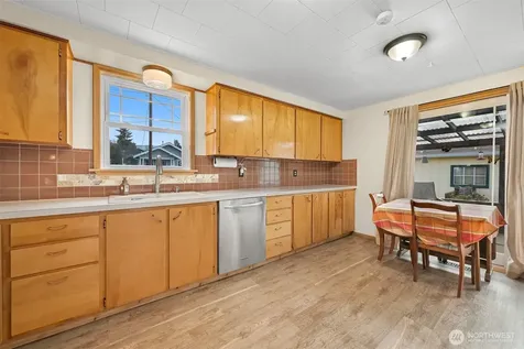 218 Evergreen Street Mount Vernon WA 98273