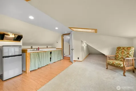 218 Evergreen Street Mount Vernon WA 98273