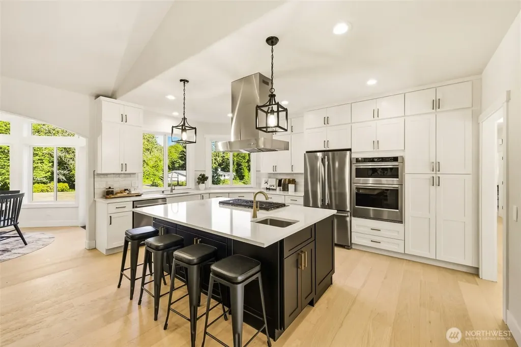 6420 224th Avenue NE Redmond WA 98053