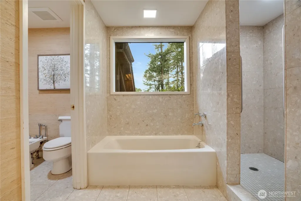 6817 79th Street W Lakewood WA 98499