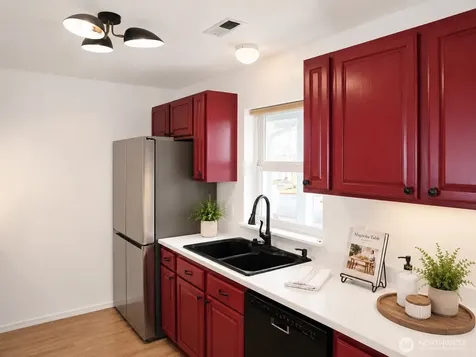 22472 SE Highland Circle Issaquah WA 98029