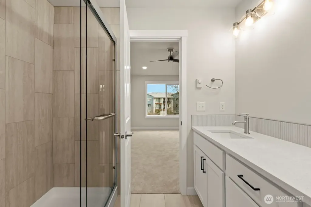16823 Alder Way Lynnwood WA 98037