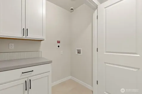 16823 Alder Way Lynnwood WA 98037