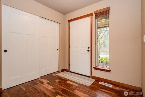 2225 Dickinson Avenue NW Olympia WA 98502