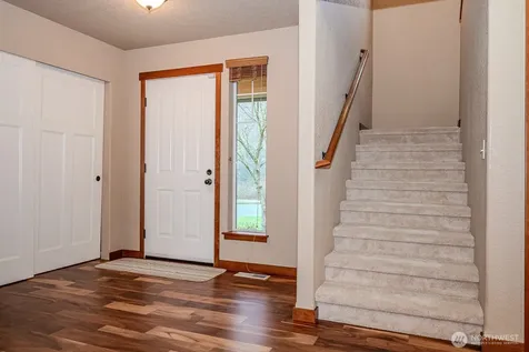 2225 Dickinson Avenue NW Olympia WA 98502