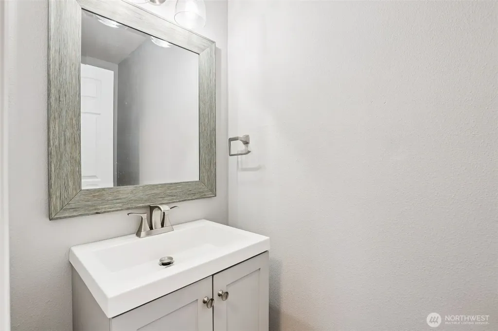 4128 SE 187th Place Vancouver WA 98683
