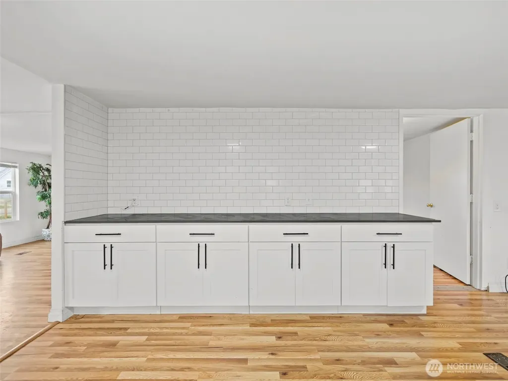11040 14th Avenue SW Seattle WA 98146