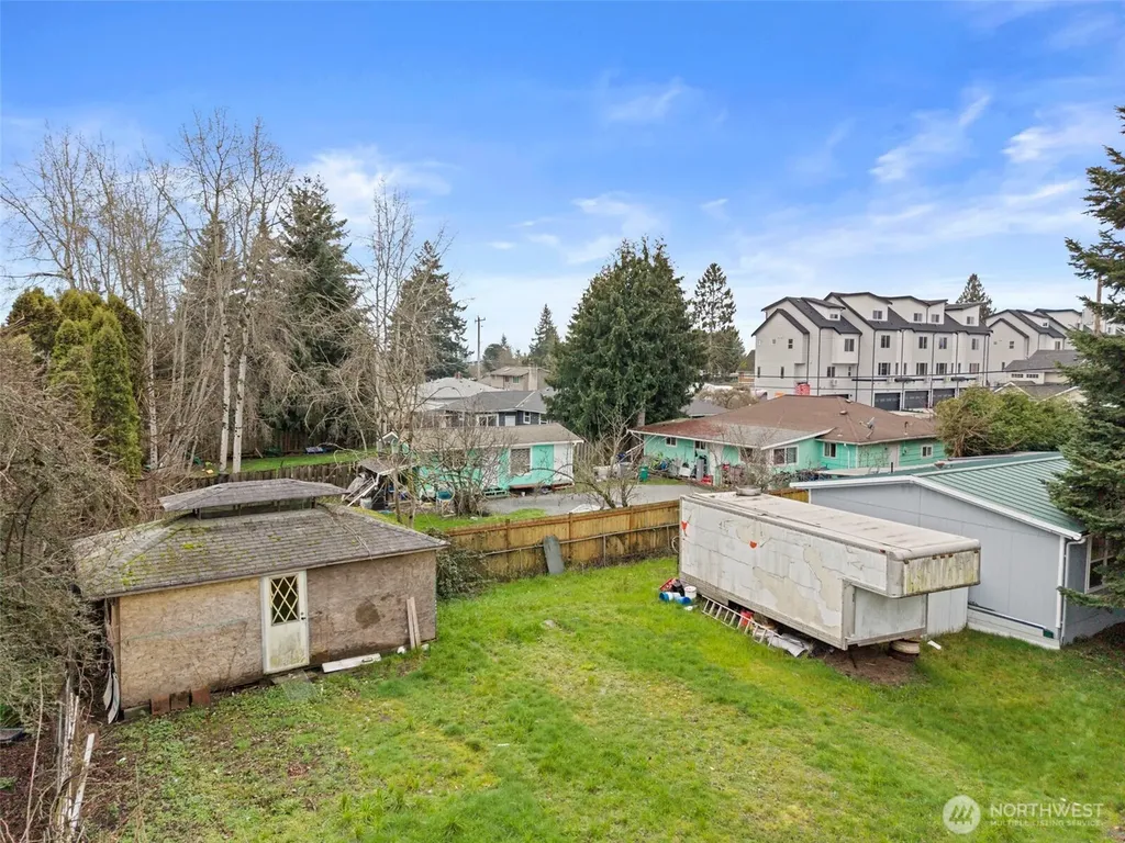 11040 14th Avenue SW Seattle WA 98146