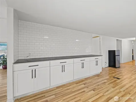 11040 14th Avenue SW Seattle WA 98146