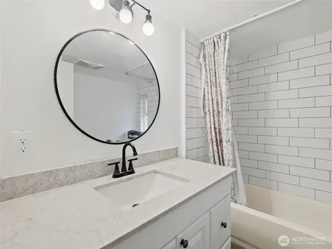 11040 14th Avenue SW Seattle WA 98146