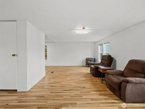 11040 14th Avenue SW Seattle WA 98146