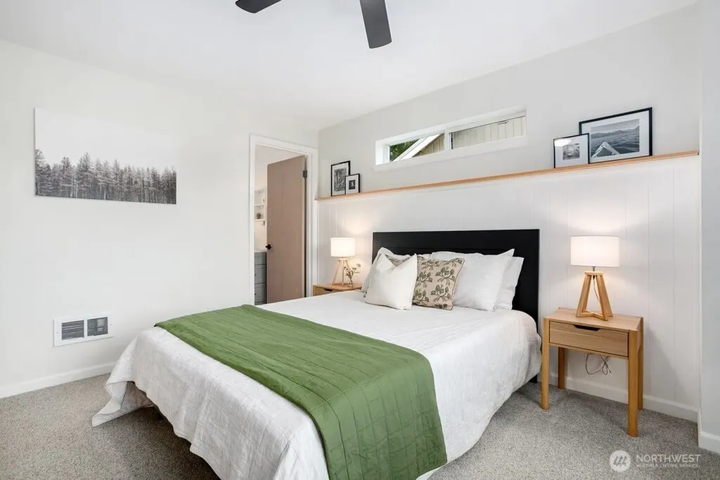 595 Newport Way NW Issaquah WA 98027