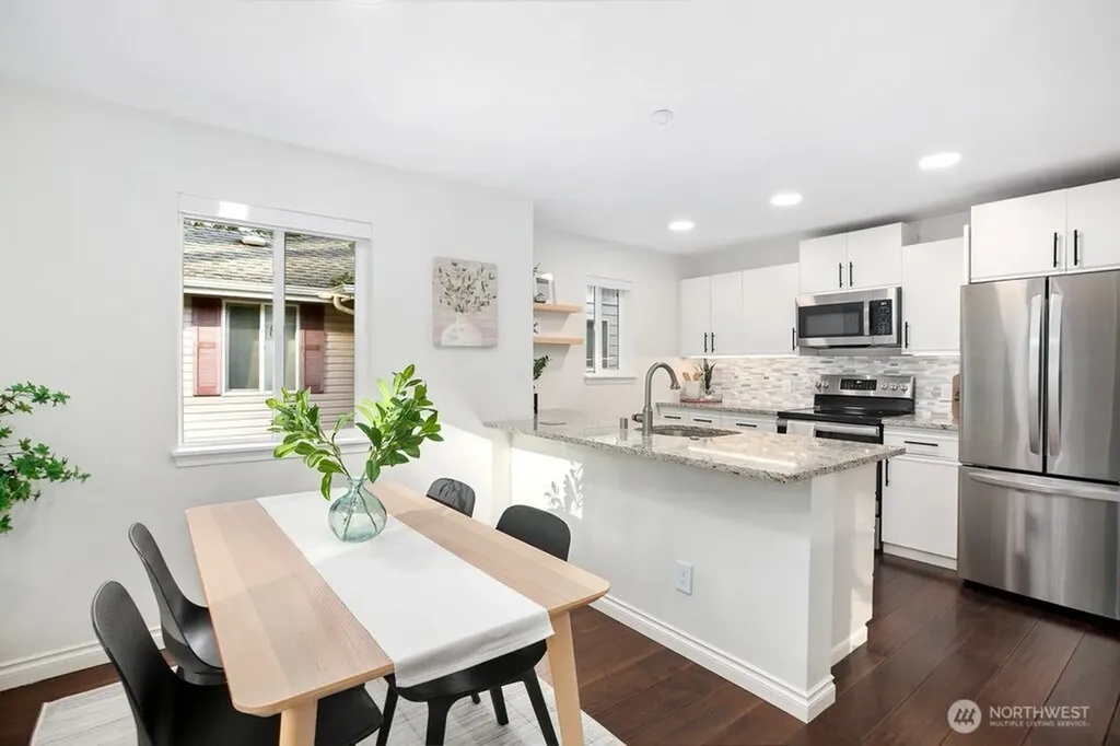 595 Newport Way NW Issaquah WA 98027