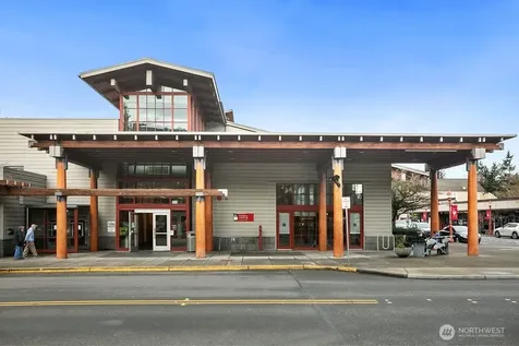 595 Newport Way NW Issaquah WA 98027