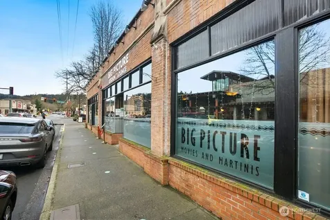 595 Newport Way NW Issaquah WA 98027