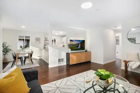 595 Newport Way NW Issaquah WA 98027