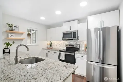 595 Newport Way NW Issaquah WA 98027