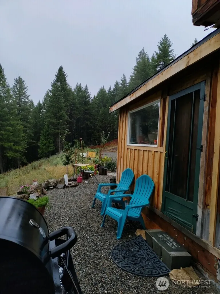 57 Slippery Hill Lane Republic WA 99166