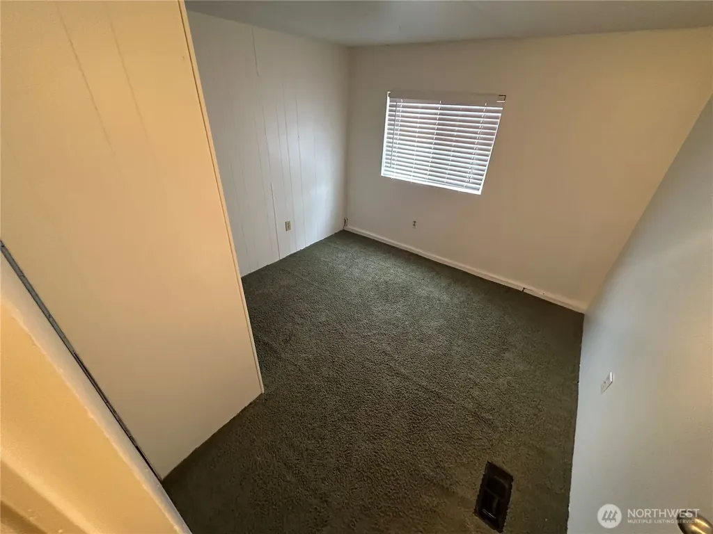 4205 Auburn Way S Auburn WA 98092