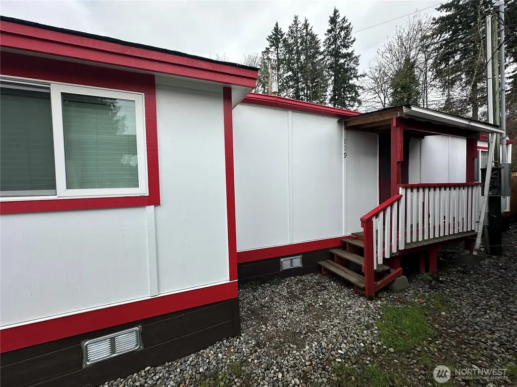 4205 Auburn Way S Auburn WA 98092
