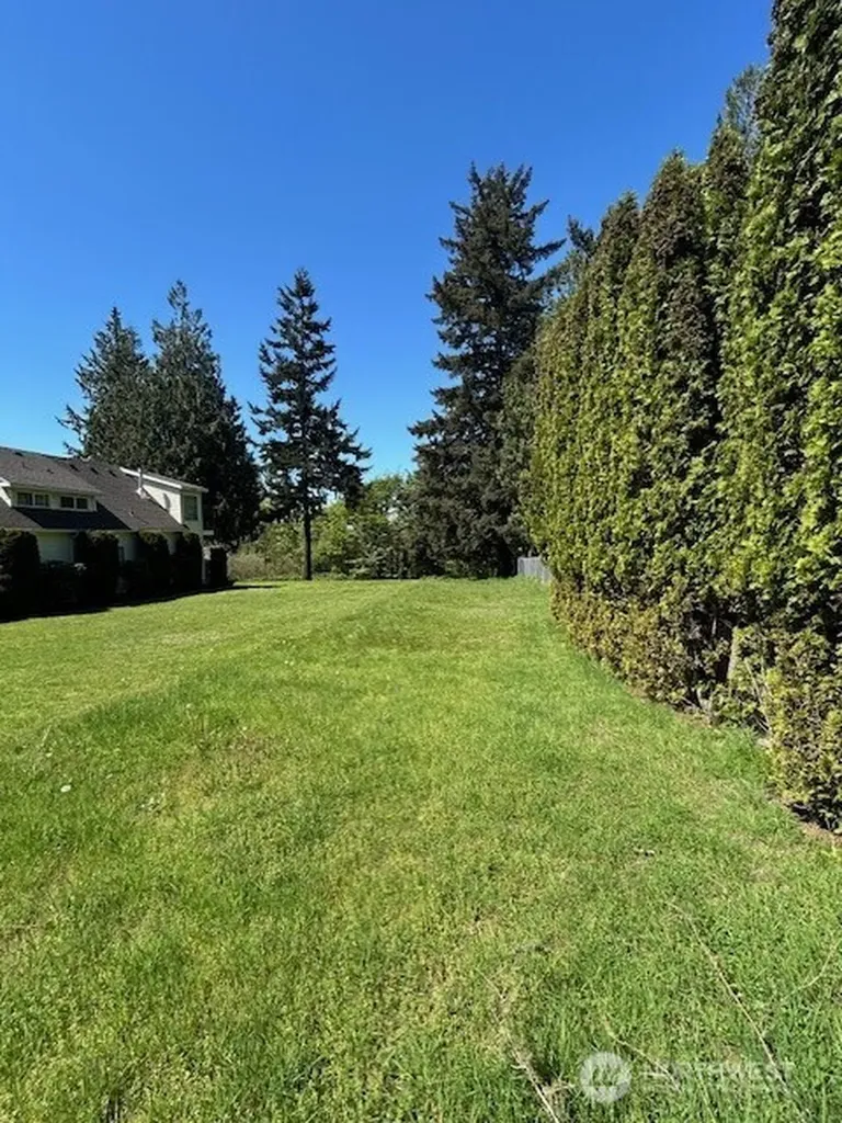 23429 94th Ave S Kent WA 98031