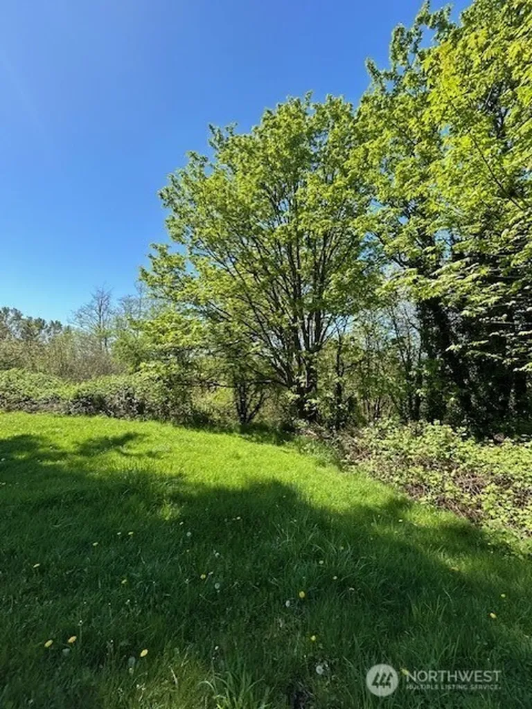 23429 94th Ave S Kent WA 98031