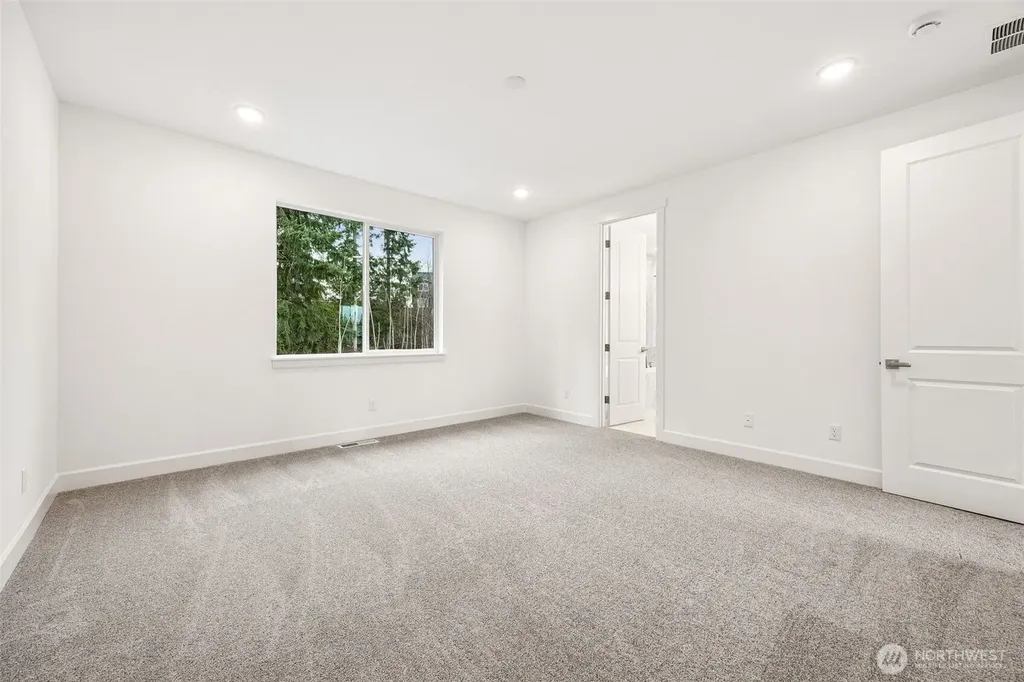 14546 203rd Avenue E Bonney Lake WA 98391