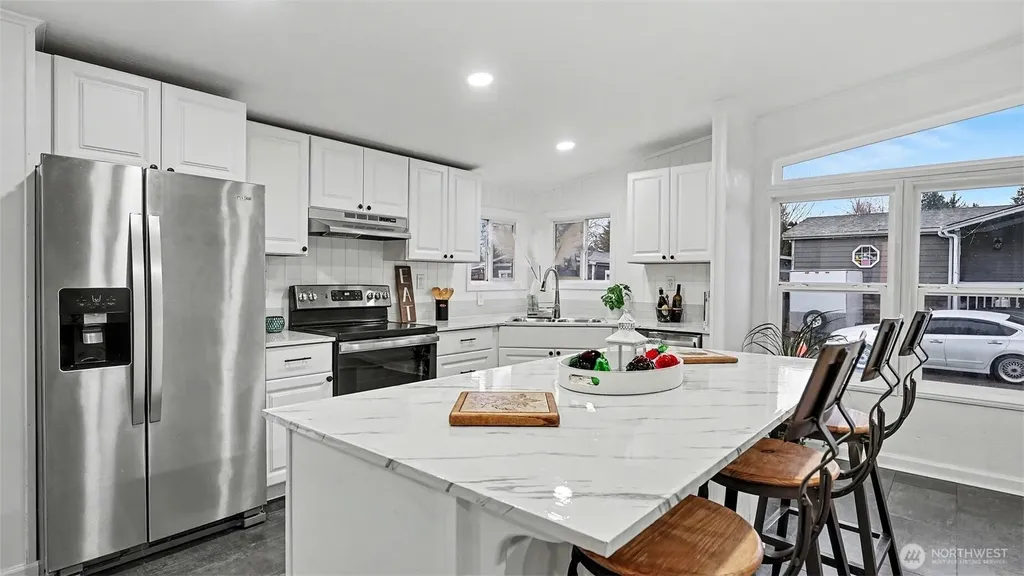 704 87th Avenue NE Lake Stevens WA 98258