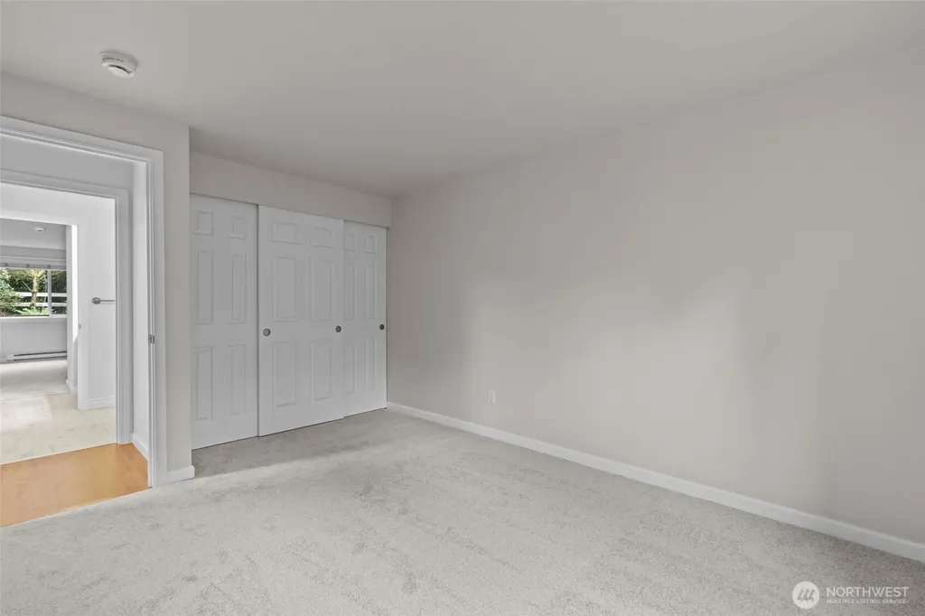 10014 NE 127th Place Kirkland WA 98034