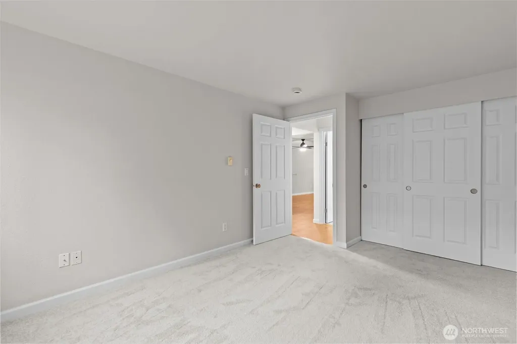10014 NE 127th Place Kirkland WA 98034