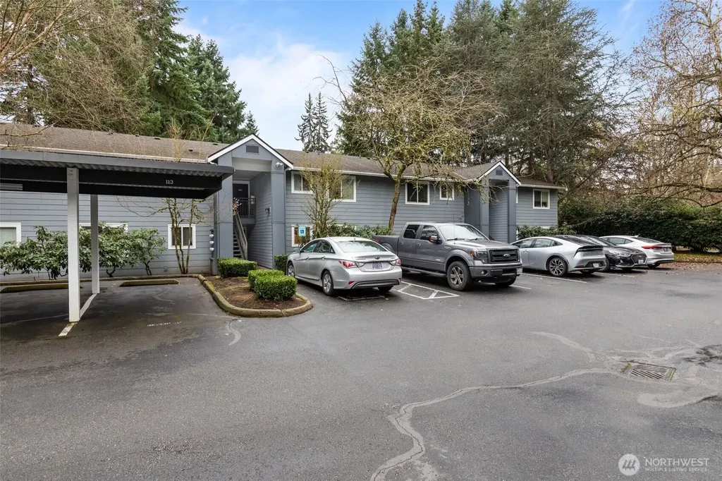 10014 NE 127th Place Kirkland WA 98034