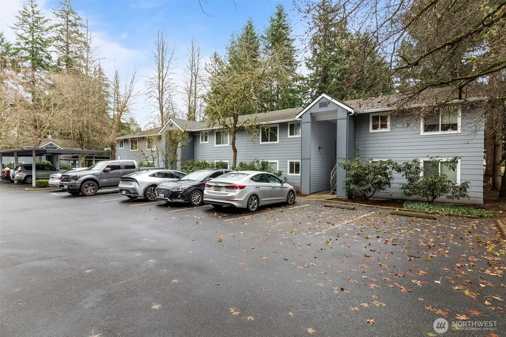 10014 NE 127th Place Kirkland WA 98034