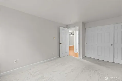 10014 NE 127th Place Kirkland WA 98034