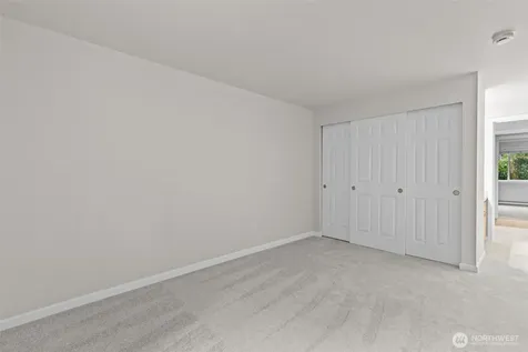 10014 NE 127th Place Kirkland WA 98034