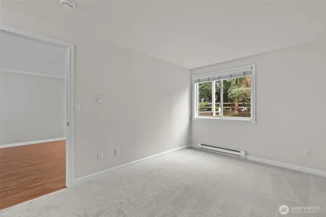 10014 NE 127th Place Kirkland WA 98034