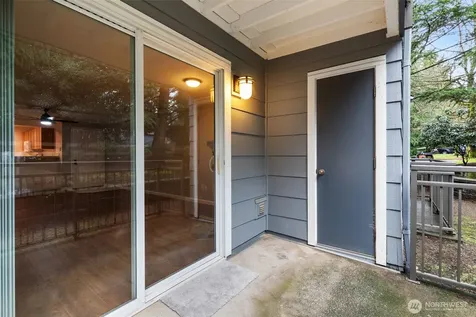 10014 NE 127th Place Kirkland WA 98034