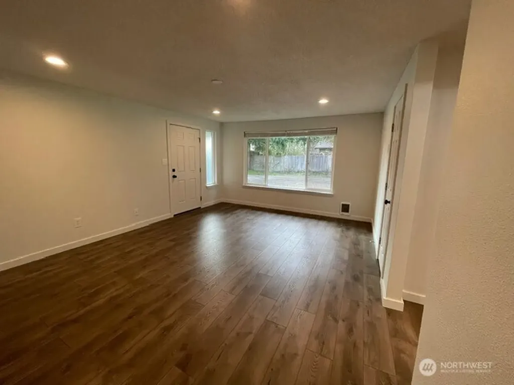 7438 Mullen Road SE Lacey WA 98503